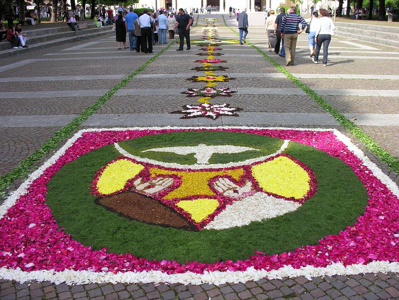 00 - Infiorata 2008 (8).JPG